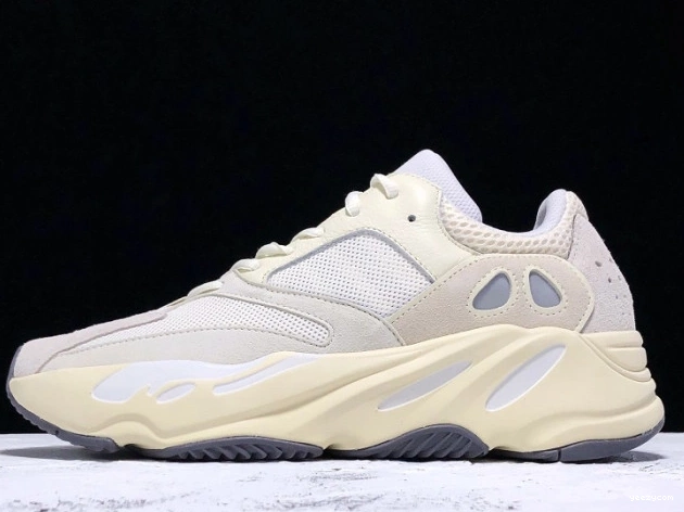 Yeezy Boost Adidas 700 Analog EG7596 1030